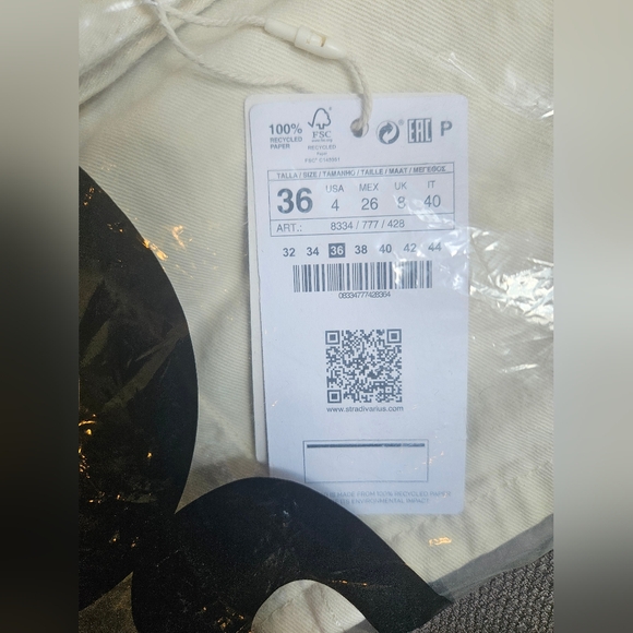 NWT Stradivarius straight leg cargo trousers in ecru - Picture 11 of 11